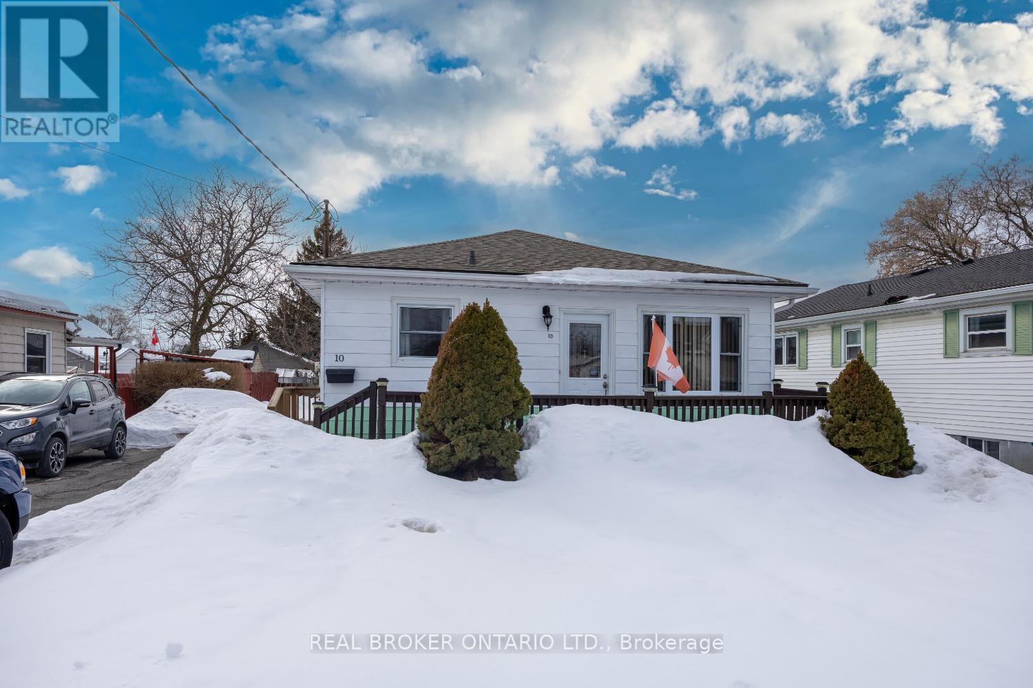 10 Elizabeth Avenue, Quinte West, Ontario  K8V 2P9 - Photo 3 - X12844510