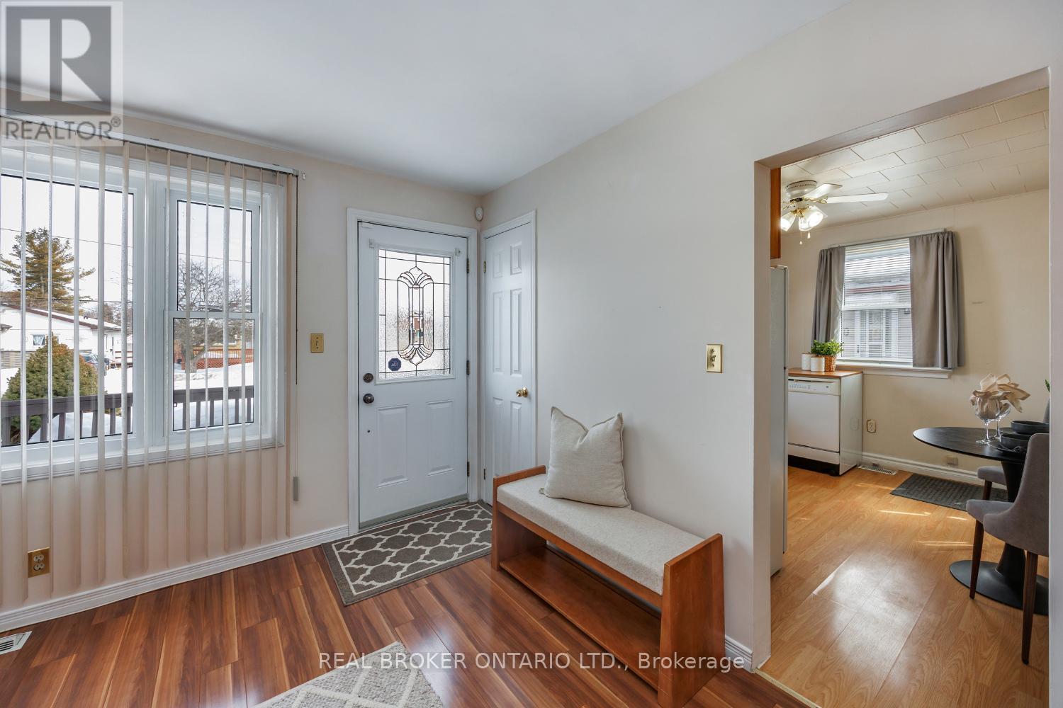 10 Elizabeth Avenue, Quinte West, Ontario  K8V 2P9 - Photo 5 - X12844510