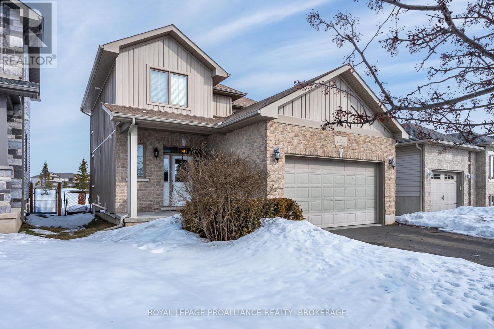 121 Blakely Street, Loyalist (Amherstview), Ontario  K7N 0A3 - Photo 3 - X12844438