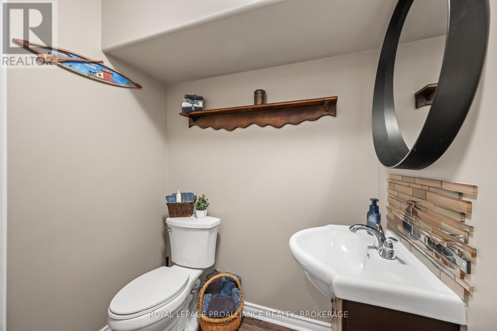 121 Blakely Street, Loyalist (Amherstview), Ontario  K7N 0A3 - Photo 32 - X12844438