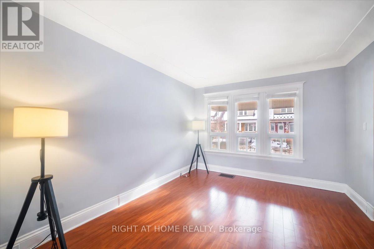 75 Somerset Avenue, Hamilton, Ontario  L8L 2L6 - Photo 5 - X12829464