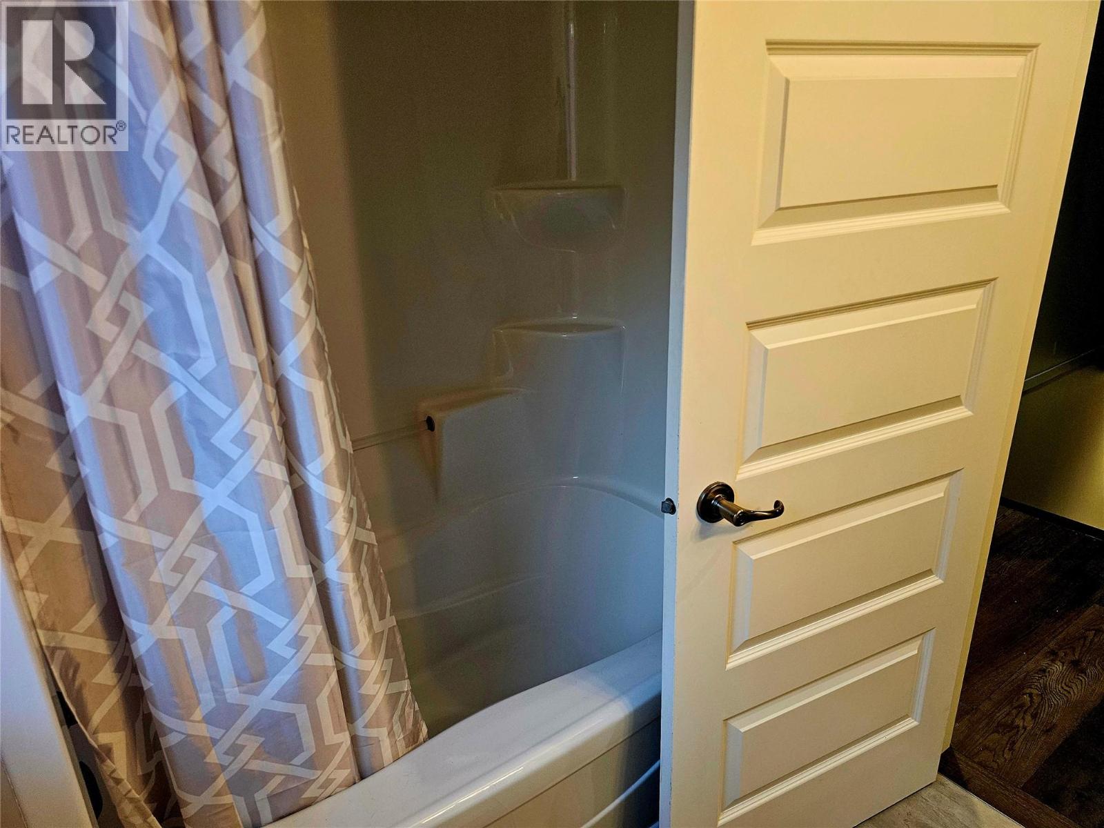 2410 Perrier Lane Unit# B, Nelson, British Columbia  V1L 7C3 - Photo 22 - 10377420