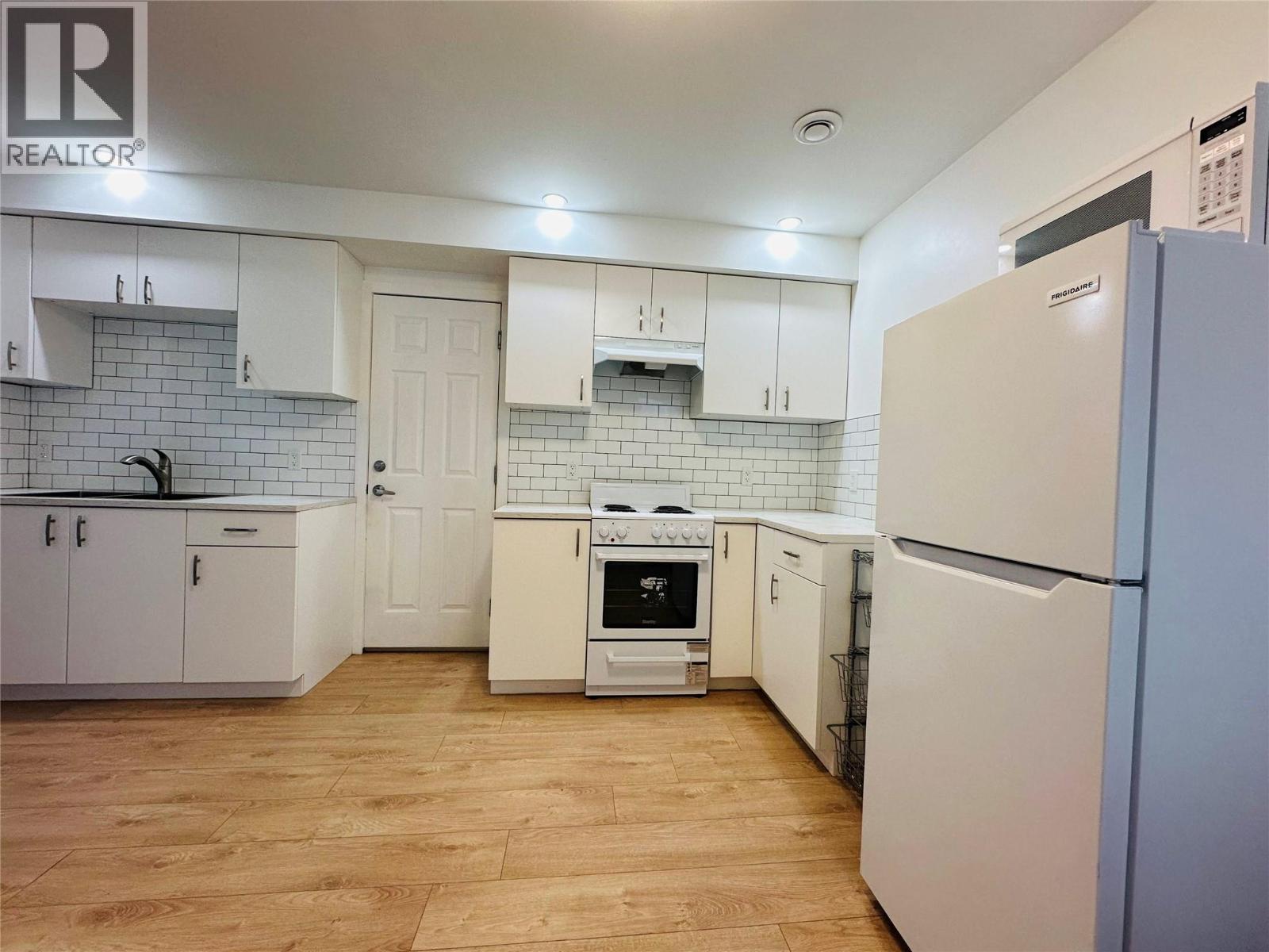 2410 Perrier Lane Unit# B, Nelson, British Columbia  V1L 7C3 - Photo 30 - 10377420