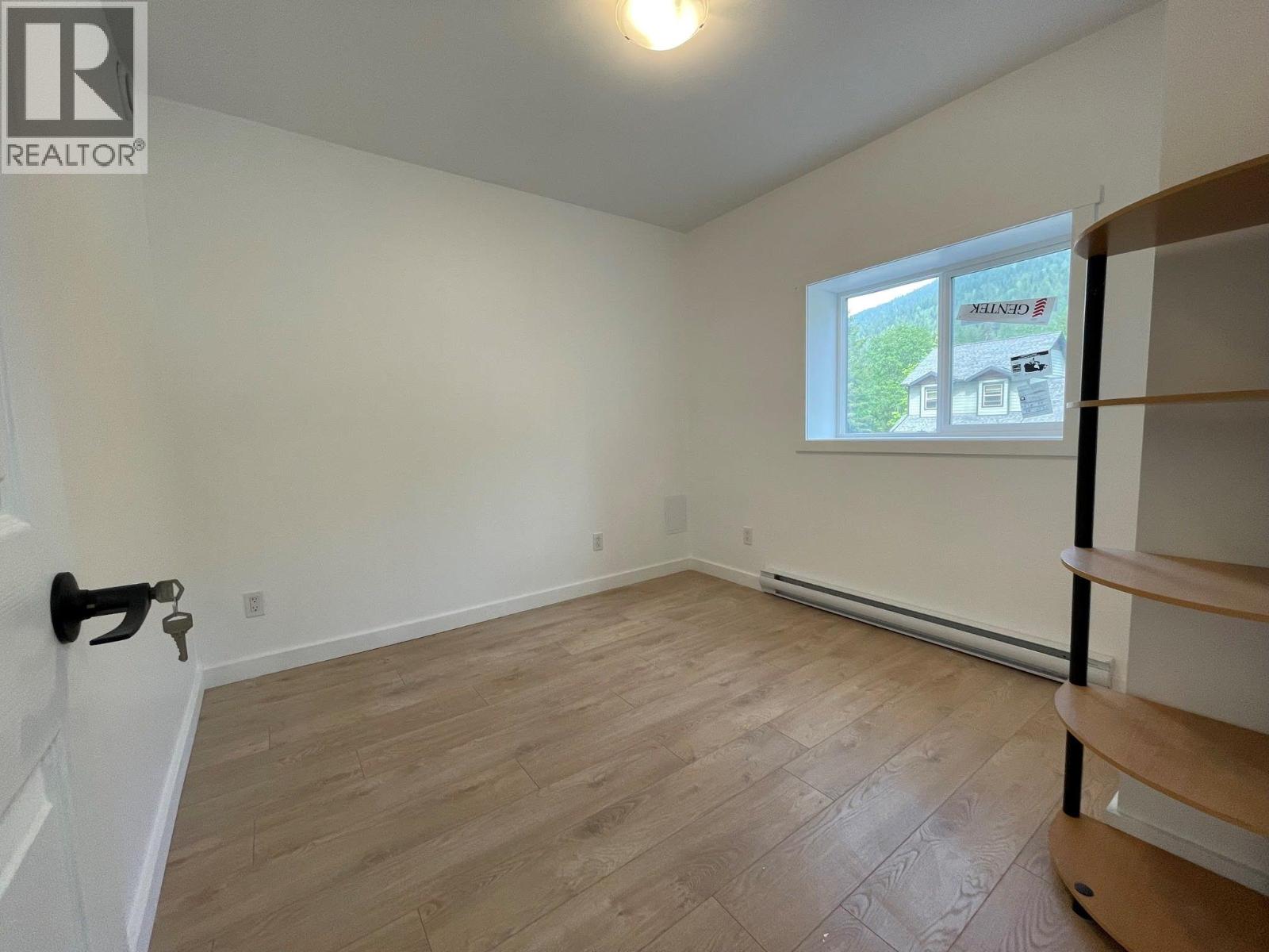 2410 Perrier Lane Unit# B, Nelson, British Columbia  V1L 7C3 - Photo 32 - 10377420