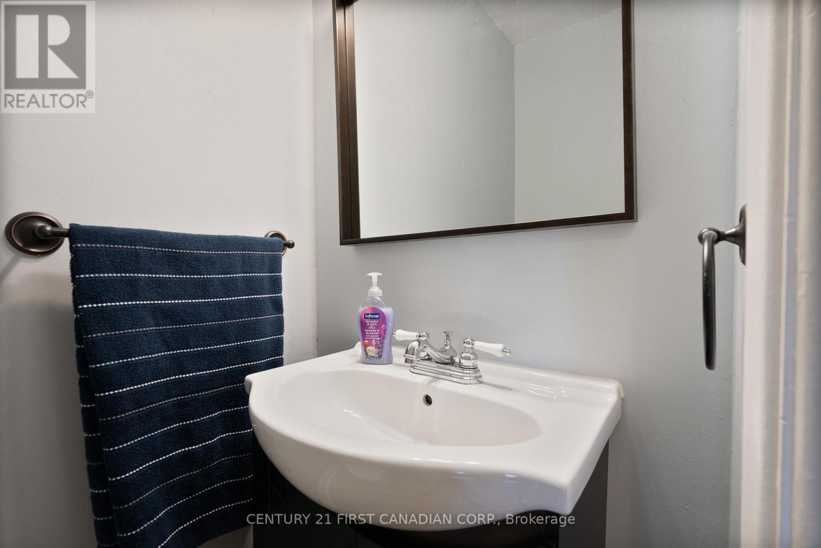 332 Base Line Road W, London South, Ontario  N6J 1W1 - Photo 21 - X12844570