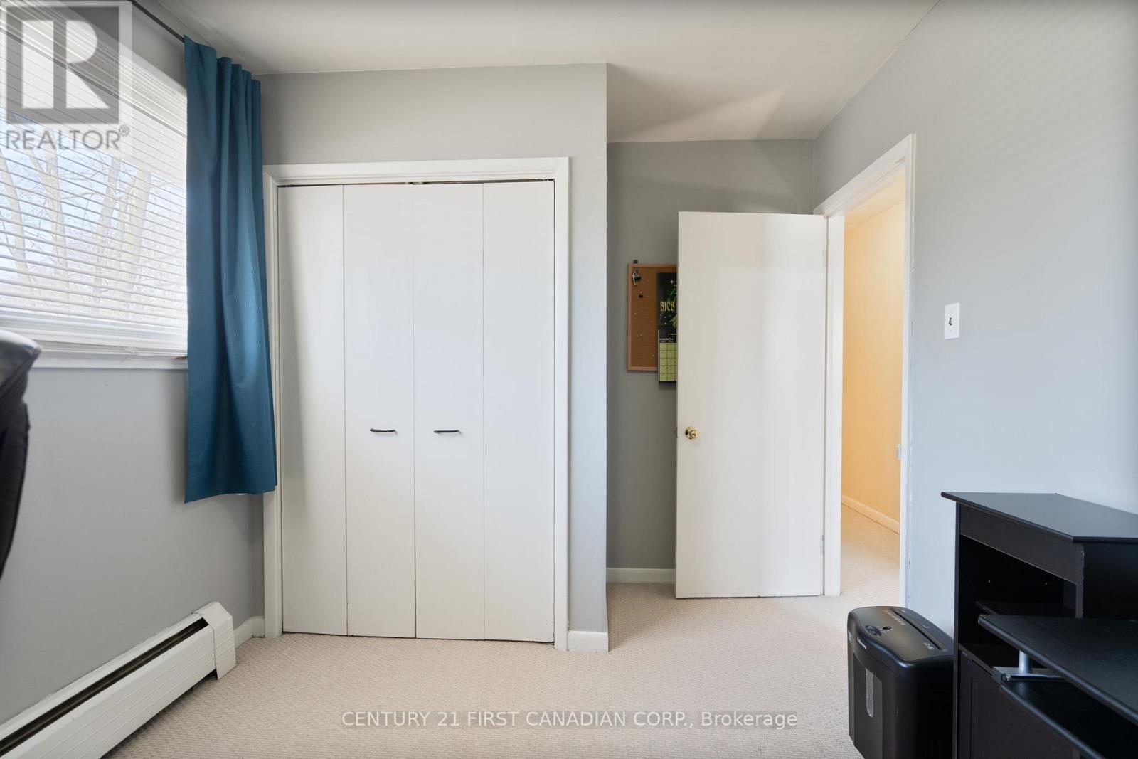 332 Base Line Road W, London South, Ontario  N6J 1W1 - Photo 6 - X12844570