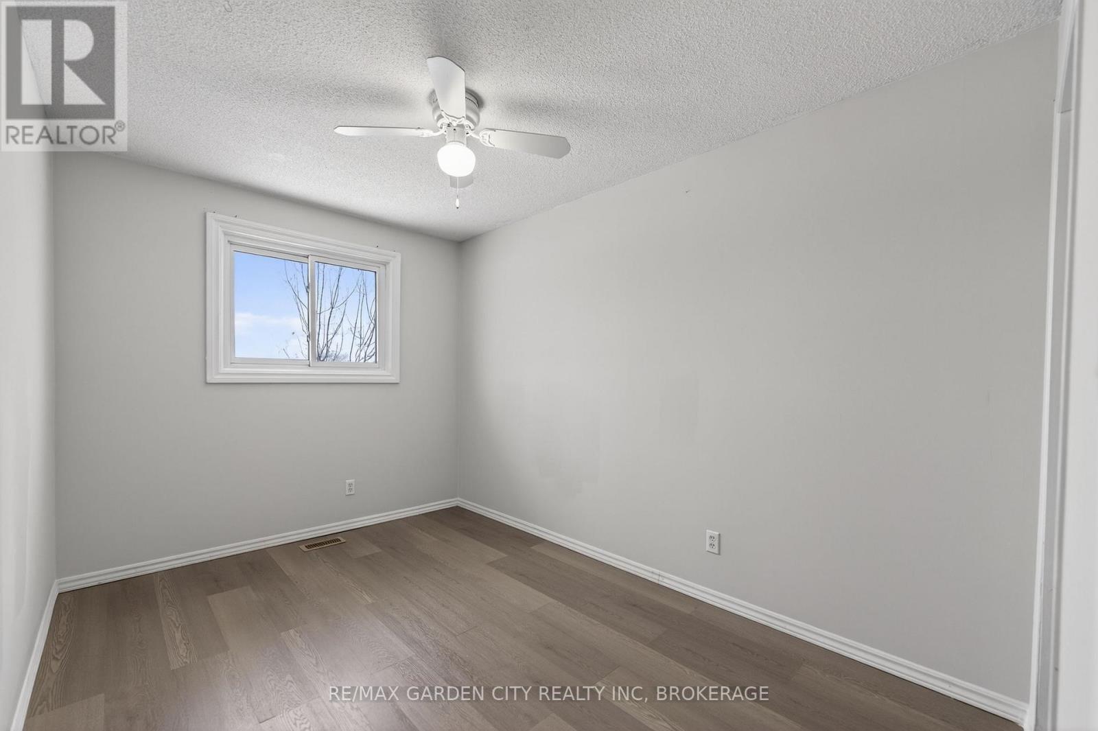 49 Autumn Place, St. Catharines, Ontario  L2P 3W6 - Photo 13 - X12713212