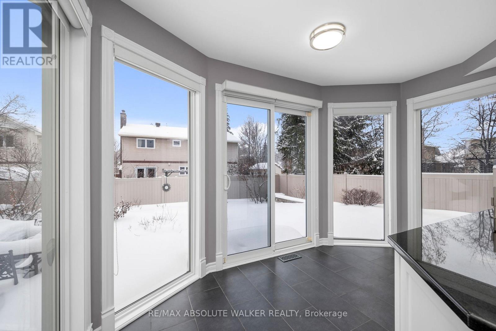 944 Raftsman Lane, Ottawa, Ontario  K1C 2V8 - Photo 17 - X12844318