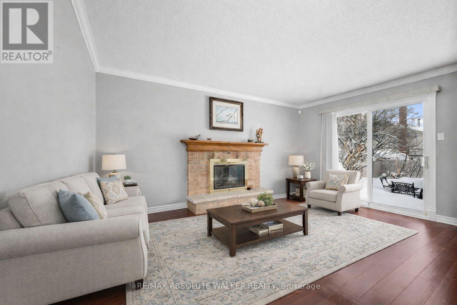 944 Raftsman Lane, Ottawa, Ontario  K1C 2V8 - Photo 19 - X12844318