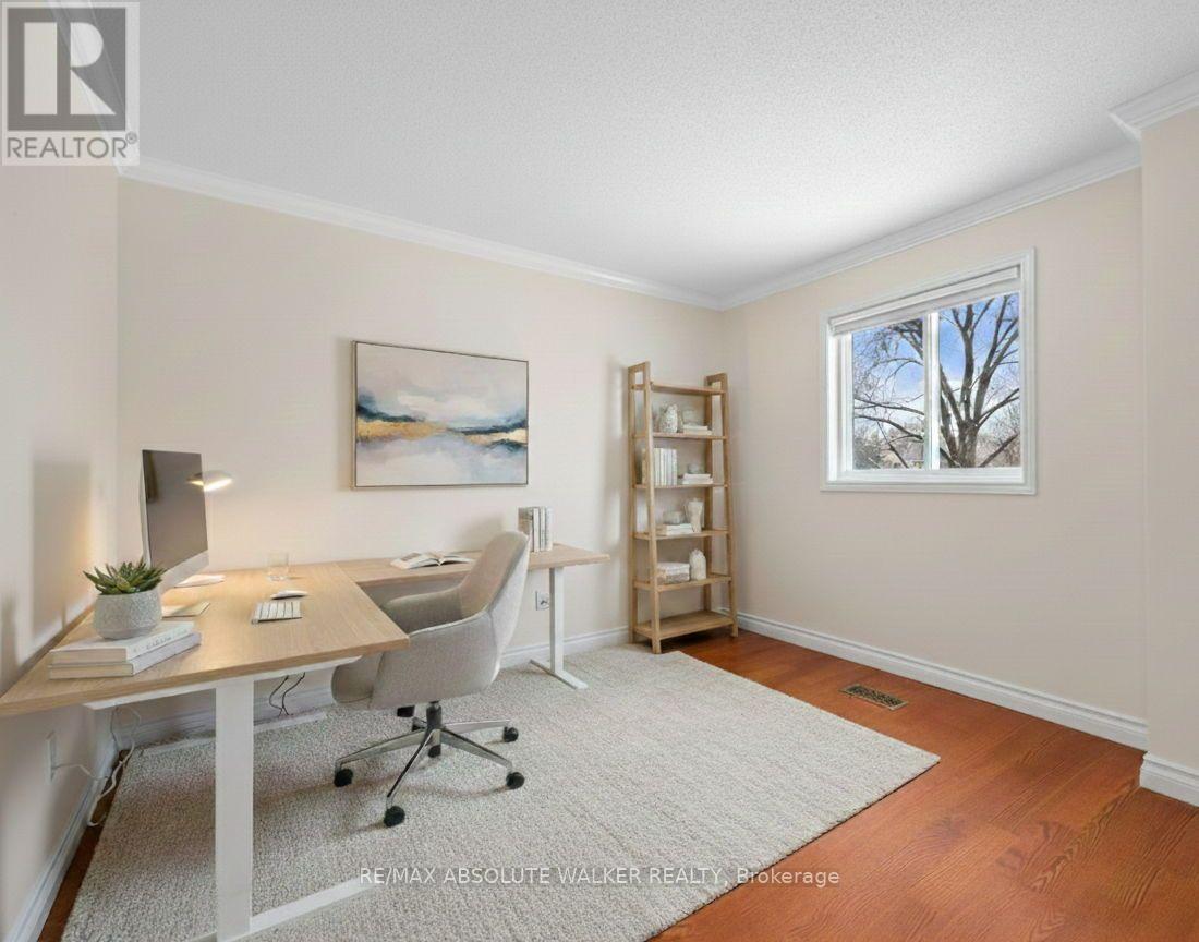 944 Raftsman Lane, Ottawa, Ontario  K1C 2V8 - Photo 37 - X12844318