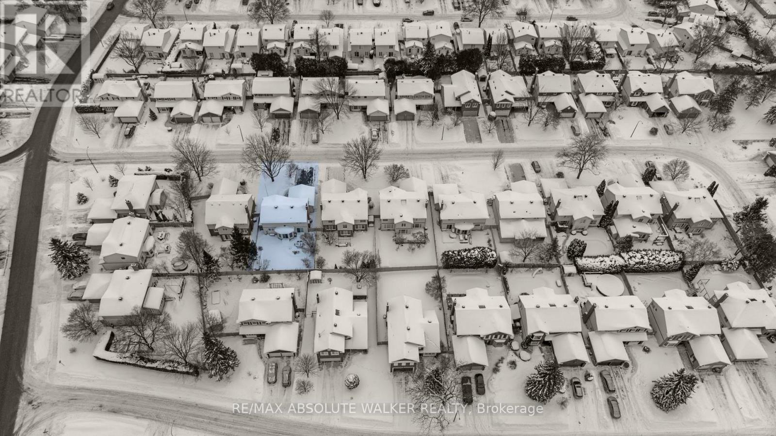 944 Raftsman Lane, Ottawa, Ontario  K1C 2V8 - Photo 43 - X12844318