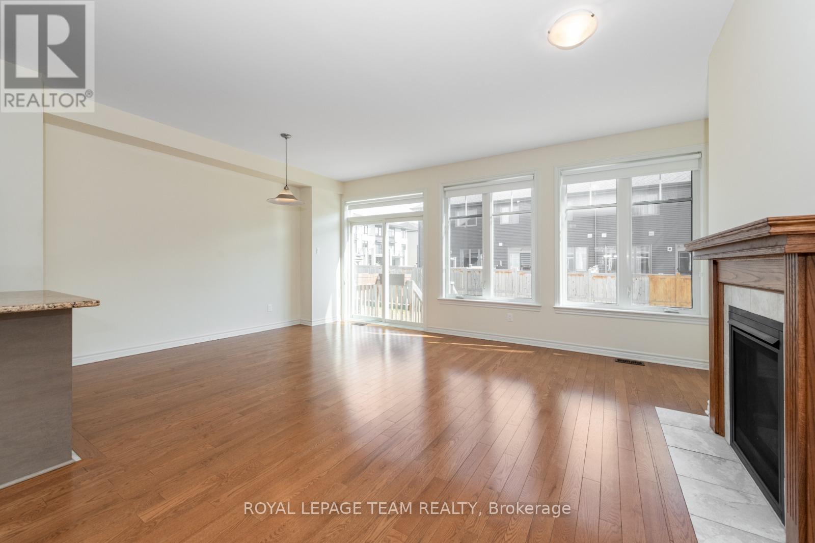 711 Sora Way, Ottawa, Ontario  K1T 0R3 - Photo 10 - X12844388