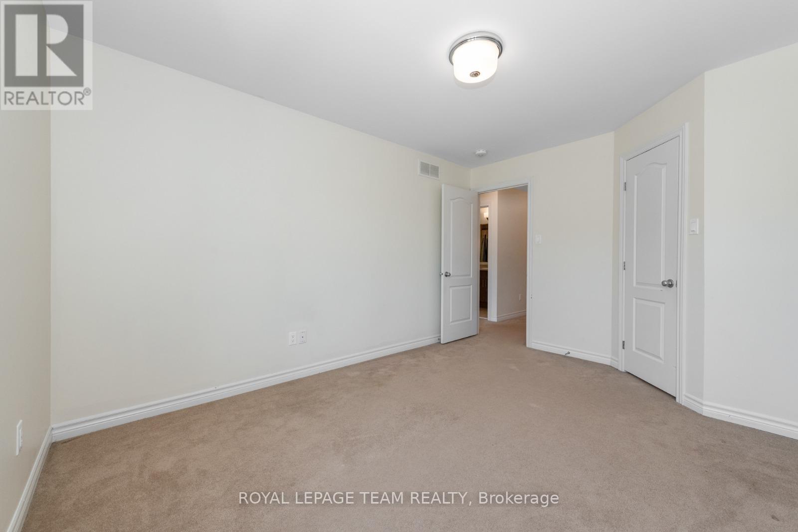 711 Sora Way, Ottawa, Ontario  K1T 0R3 - Photo 28 - X12844388