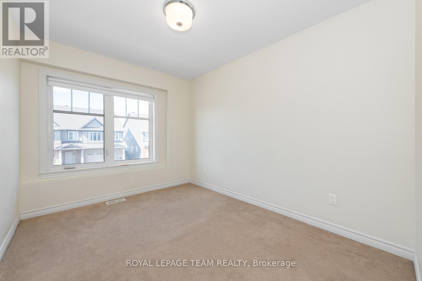 711 Sora Way, Ottawa, Ontario  K1T 0R3 - Photo 30 - X12844388