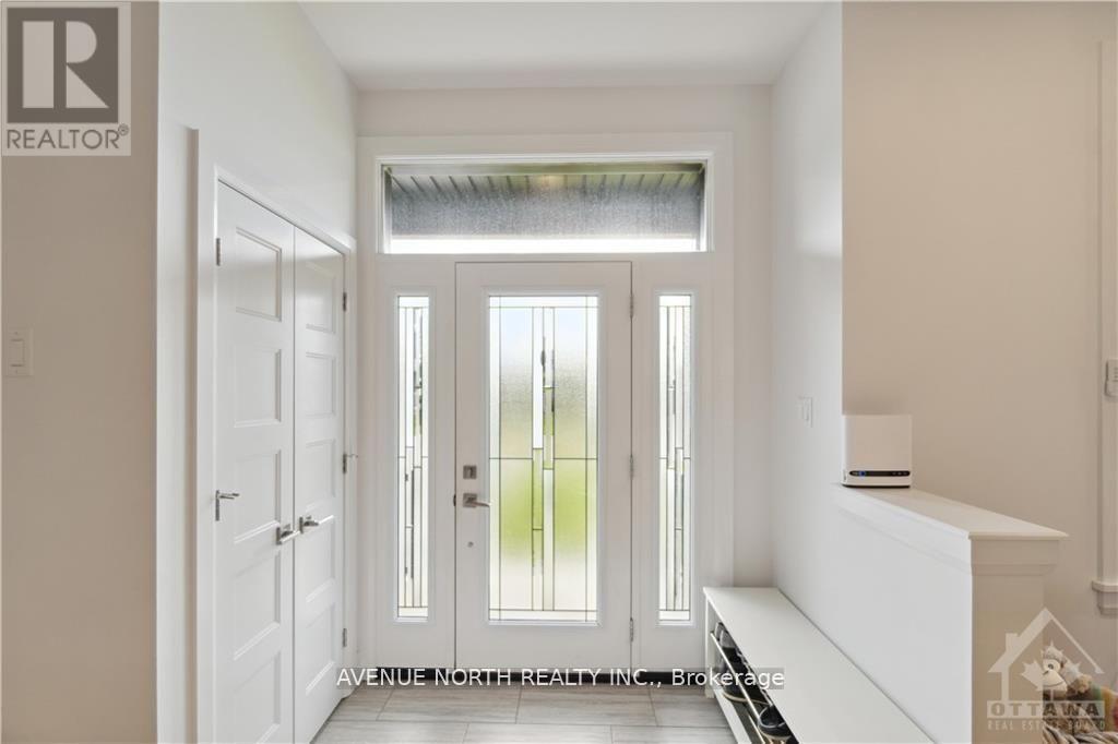 580 Strasbourg Street, Russell, Ontario  K0A 1W0 - Photo 3 - X12844468