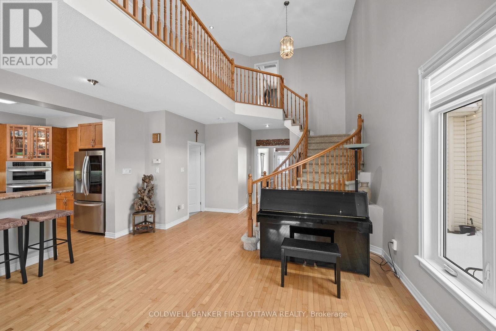 6a Rosetta Avenue, Ottawa, Ontario  K2G 6T5 - Photo 3 - X12844486