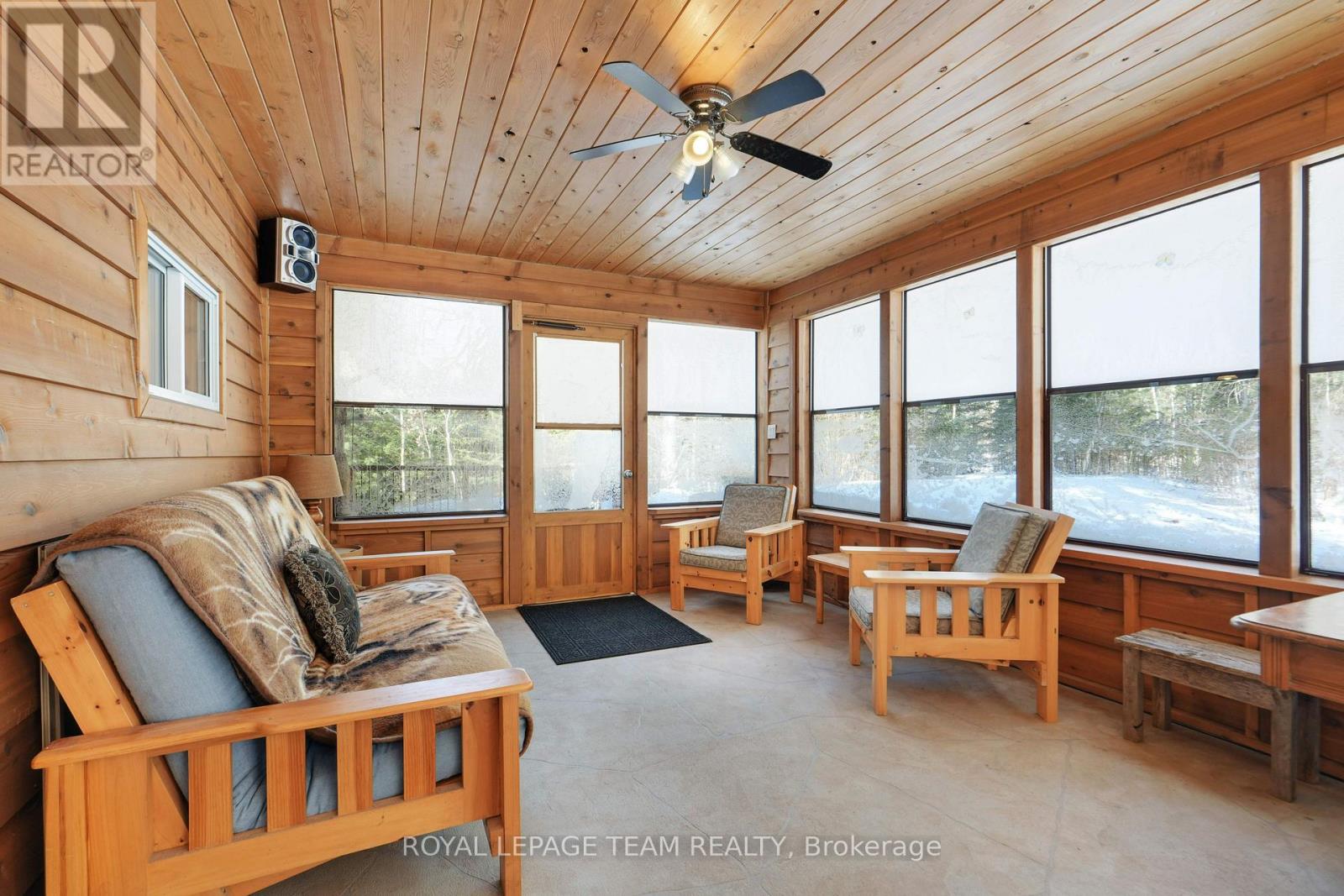 578b Elsie Lane, Greater Madawaska, Ontario  K0J 1H0 - Photo 35 - X12844504