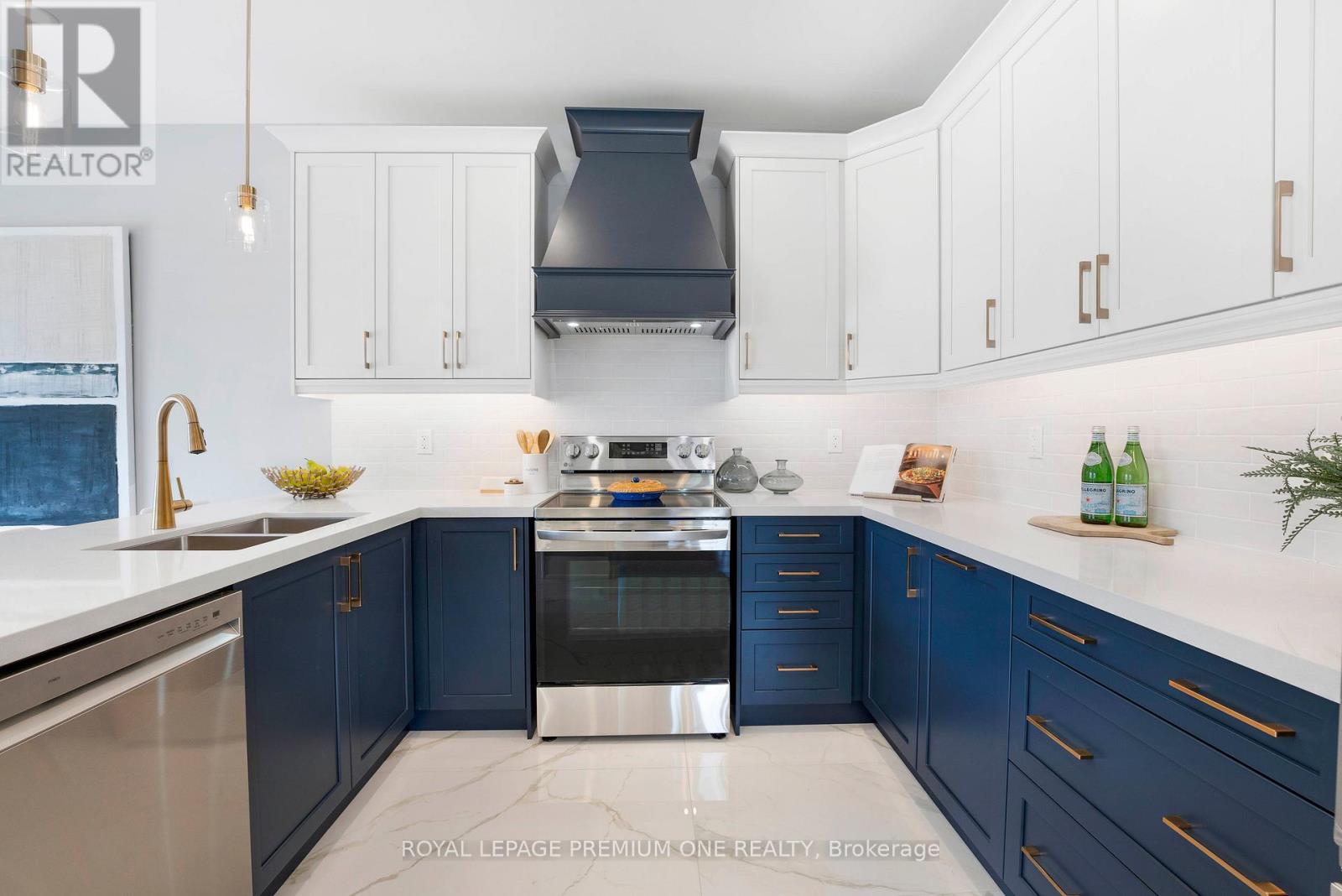 8 Jack Kenny Court, Caledon, Ontario  L7E 2M5 - Photo 9 - W12843490