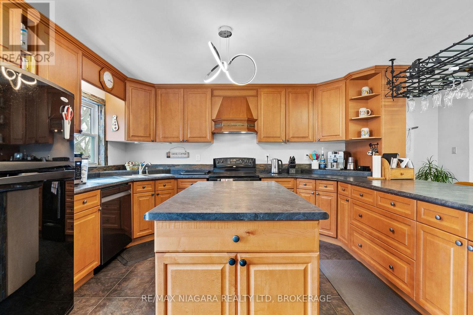 12 Aquadale Drive, St. Catharines (Lakeshore), Ontario  L2N 3R6 - Photo 20 - X12844332