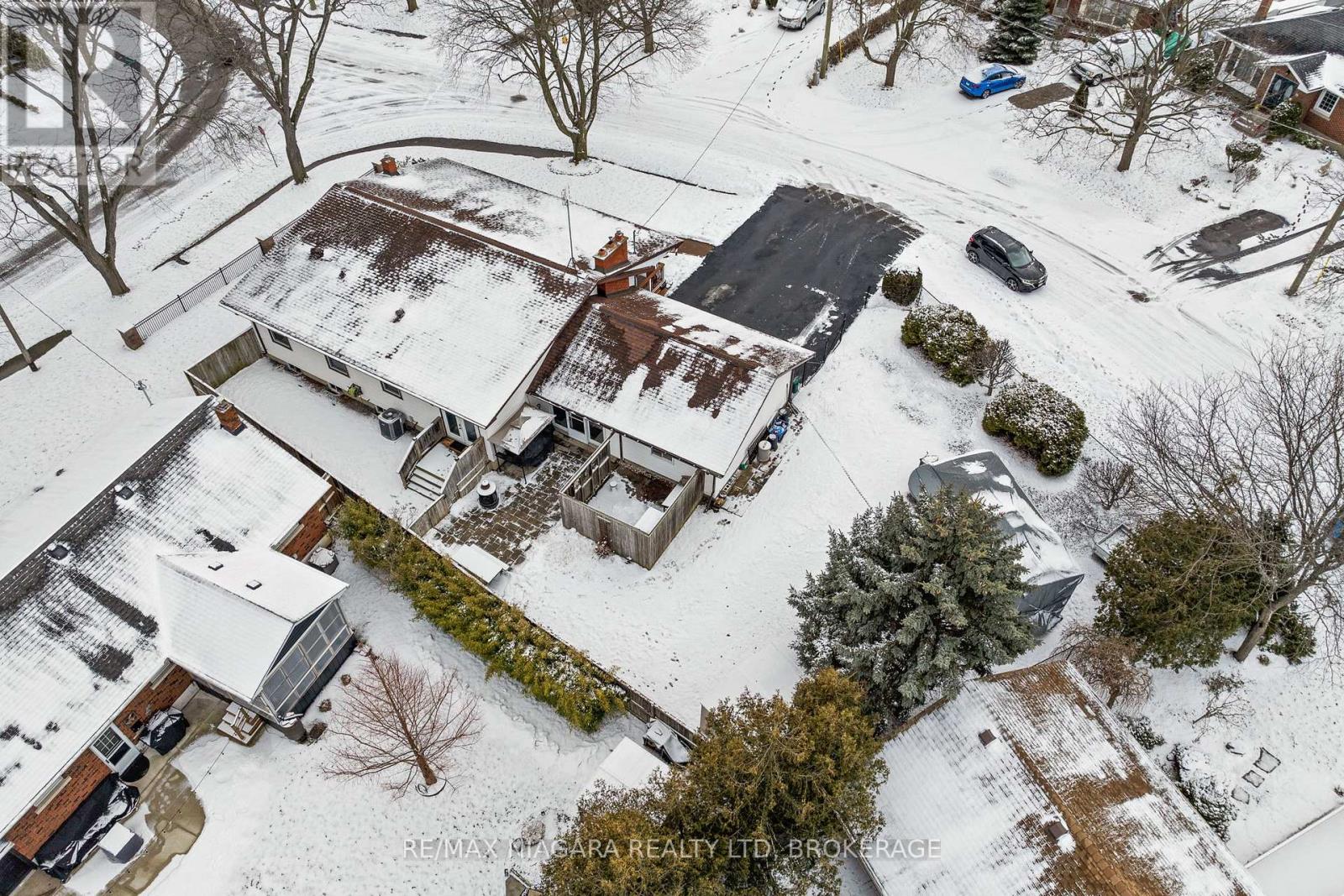 12 Aquadale Drive, St. Catharines (Lakeshore), Ontario  L2N 3R6 - Photo 44 - X12844332