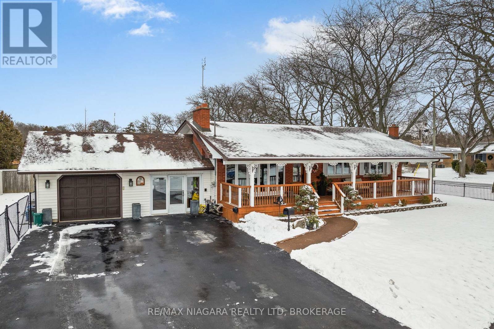 12 Aquadale Drive, St. Catharines (Lakeshore), Ontario  L2N 3R6 - Photo 45 - X12844332