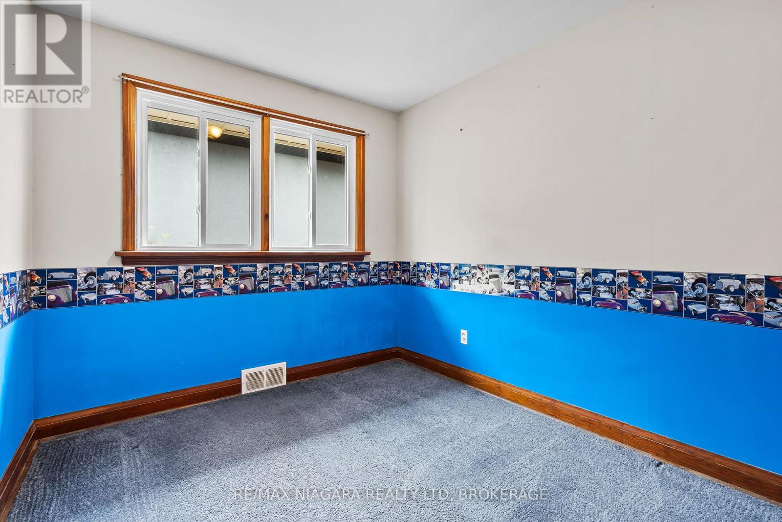 7653 Wayne Street, Niagara Falls, Ontario  L2H 1G7 - Photo 12 - X12844558