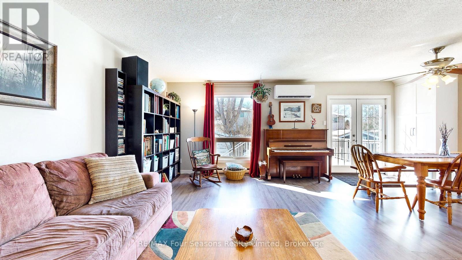 74 Telfer Road, Collingwood, Ontario  L9Y 4S2 - Photo 6 - S12844240