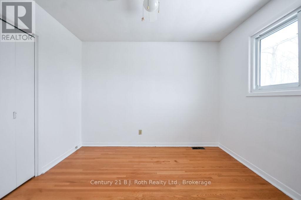 240 Macartney Street, Midland, Ontario  L4R 2J8 - Photo 13 - S12844484