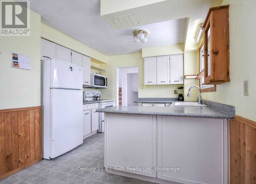 240 Macartney Street, Midland, Ontario  L4R 2J8 - Photo 6 - S12844484