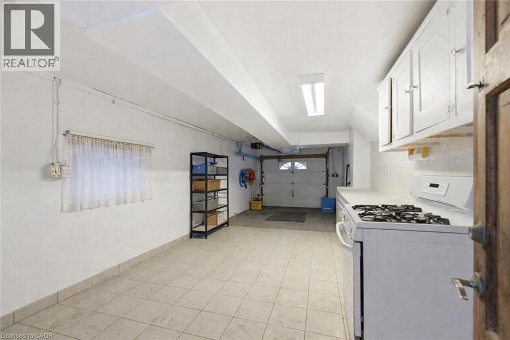 314 Hawkridge Avenue, Hamilton, Ontario  L9C 3L2 - Photo 24 - 40809494