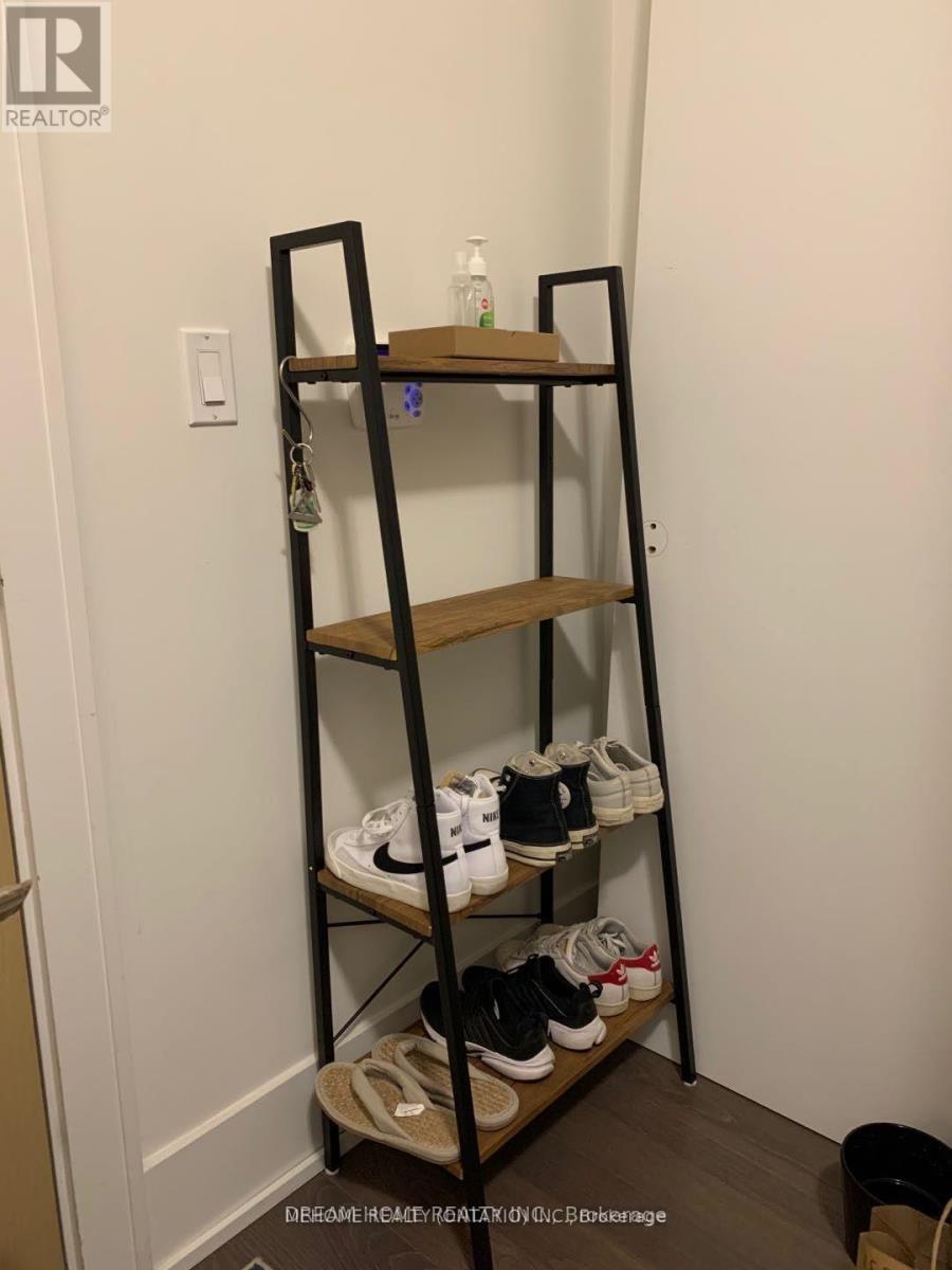 305 - 39 Queens Quay E, Toronto (Waterfront Communities), Ontario  M5E 0A5 - Photo 4 - C12844246