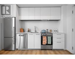 2211 - 101 ROEHAMPTON AVENUE, Toronto, Ontario