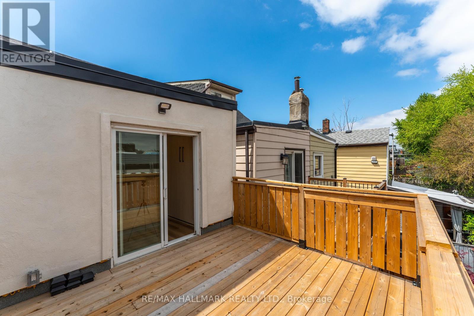 Upper - 700 Adelaide Street W, Toronto, Ontario  M6J 1B1 - Photo 21 - C12844372