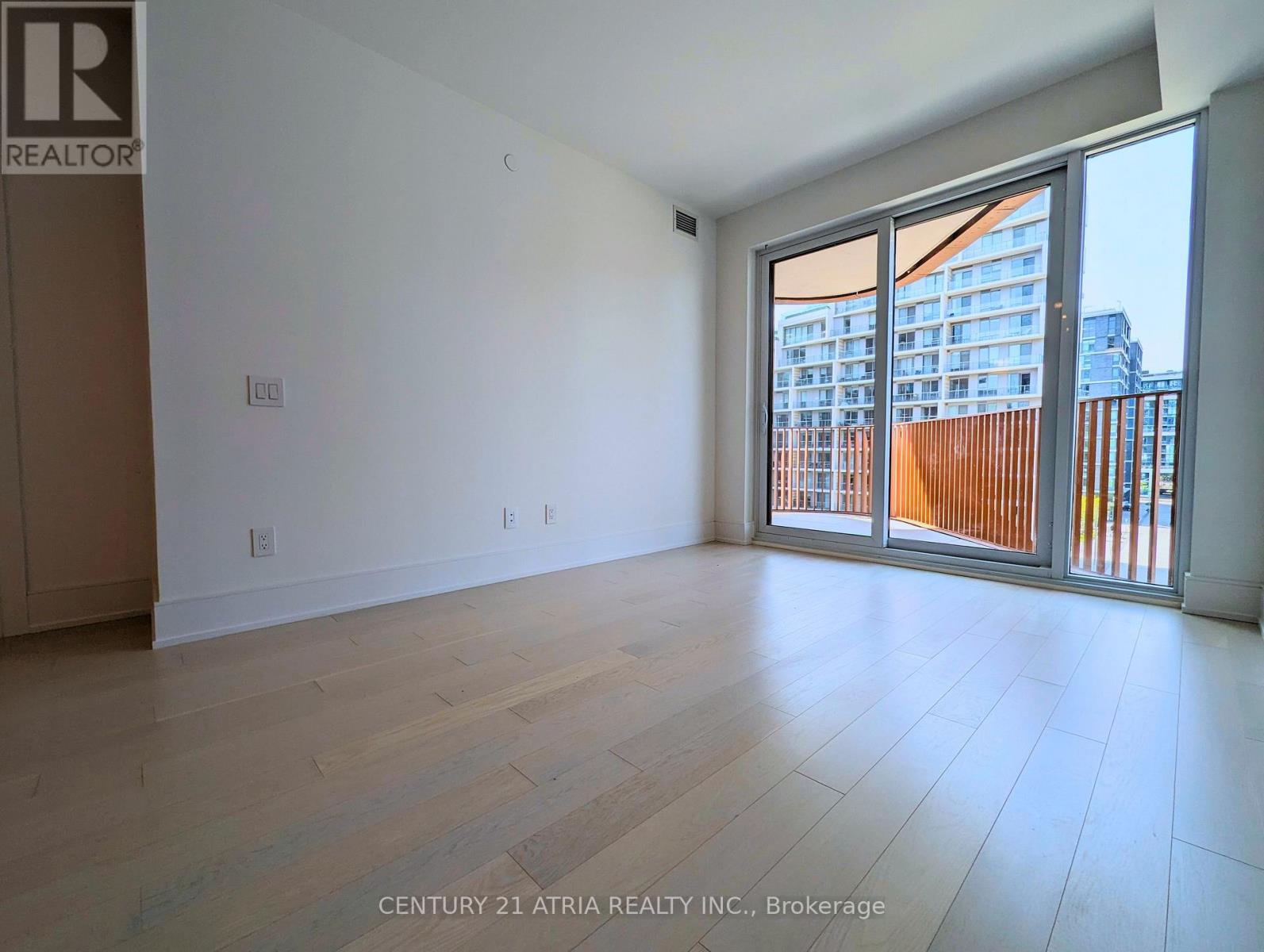 523 - 155 Merchants' Wharf, Toronto (Waterfront Communities), Ontario  M5A 0Y4 - Photo 8 - C12844436