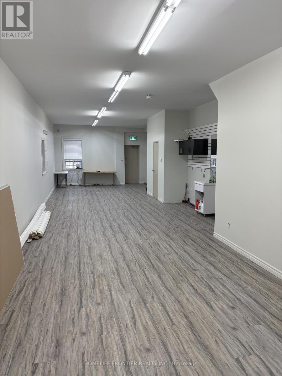 2914 Danforth Avenue, Toronto, Ontario  M4C 1M1 - Photo 3 - E12686044