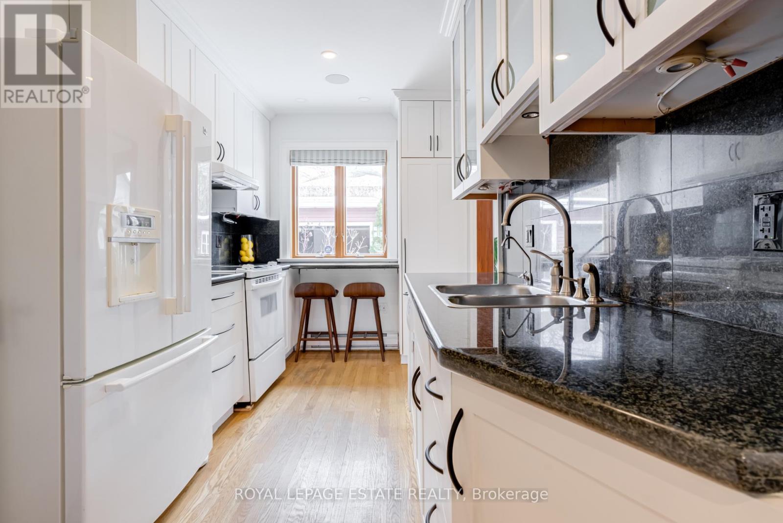 71 Scarborough Road, Toronto (The Beaches), Ontario  M4E 3M4 - Photo 11 - E12844482