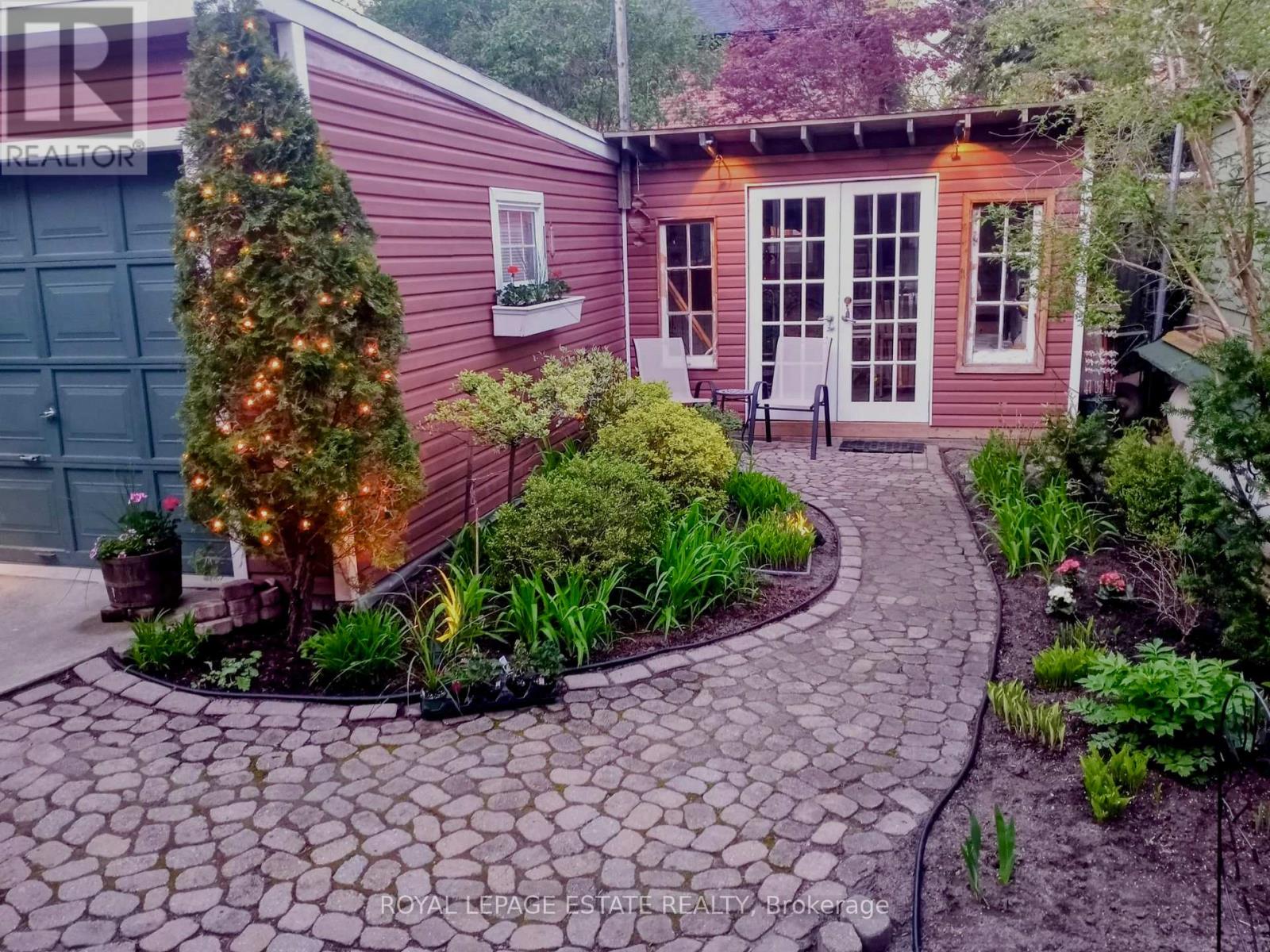 71 Scarborough Road, Toronto (The Beaches), Ontario  M4E 3M4 - Photo 38 - E12844482