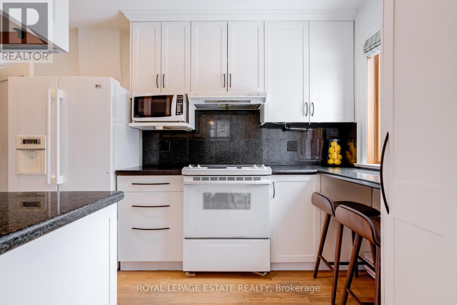 71 Scarborough Road, Toronto (The Beaches), Ontario  M4E 3M4 - Photo 9 - E12844482