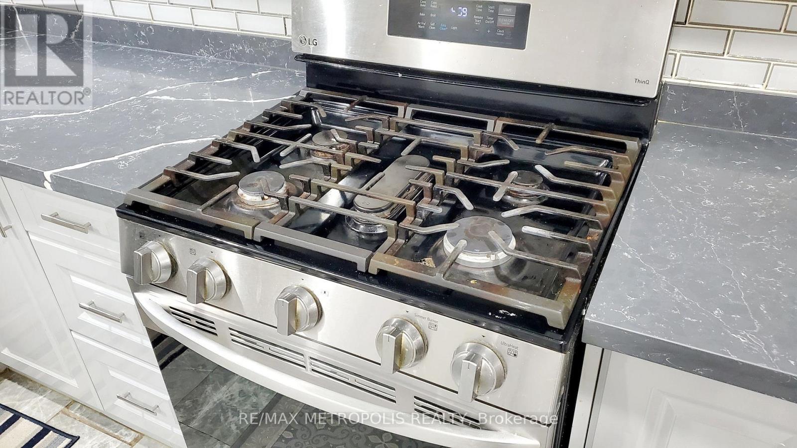 10 Arlene Crescent, Toronto, Ontario  M1P 3L9 - Photo 14 - E12844518