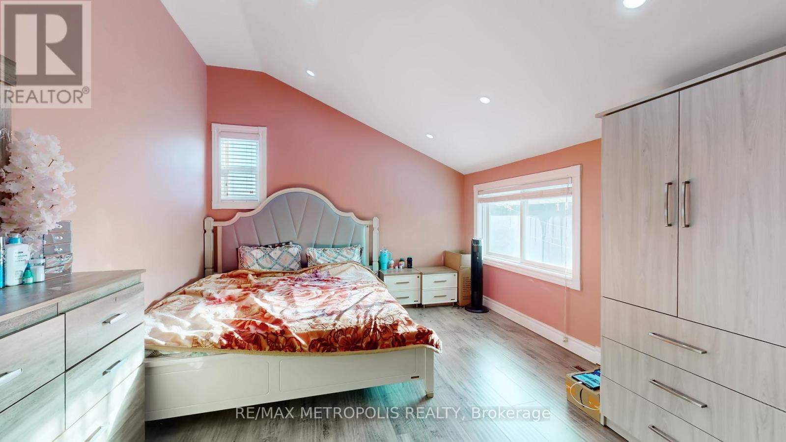 10 Arlene Crescent, Toronto, Ontario  M1P 3L9 - Photo 22 - E12844518