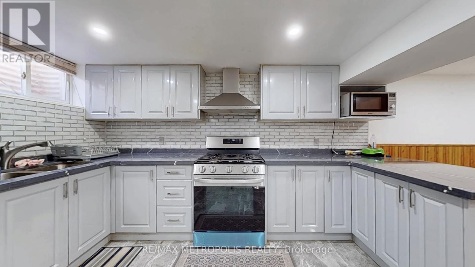 10 Arlene Crescent, Toronto, Ontario  M1P 3L9 - Photo 32 - E12844518