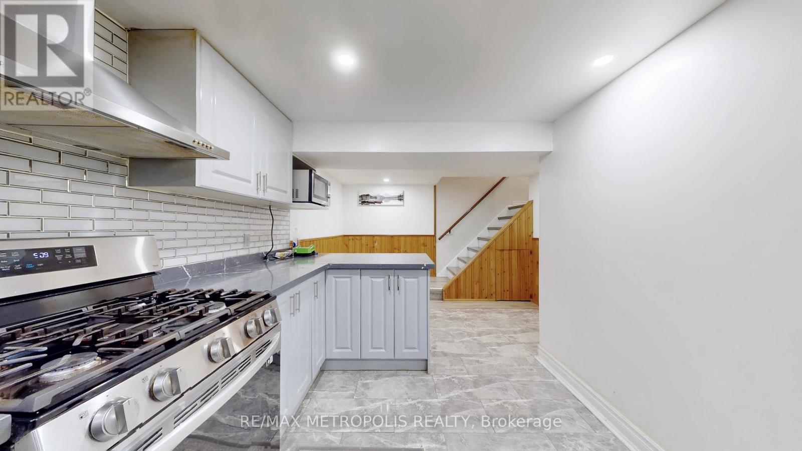 10 Arlene Crescent, Toronto, Ontario  M1P 3L9 - Photo 33 - E12844518