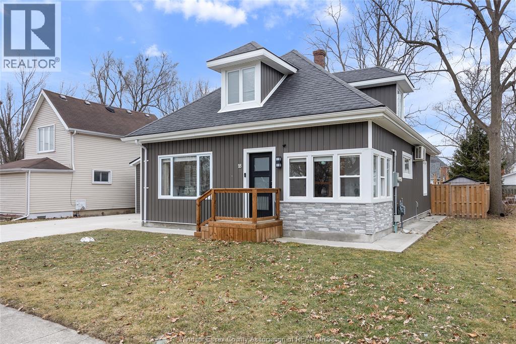 MLS# 26004559: 18 FORREST, Tilbury, Canada