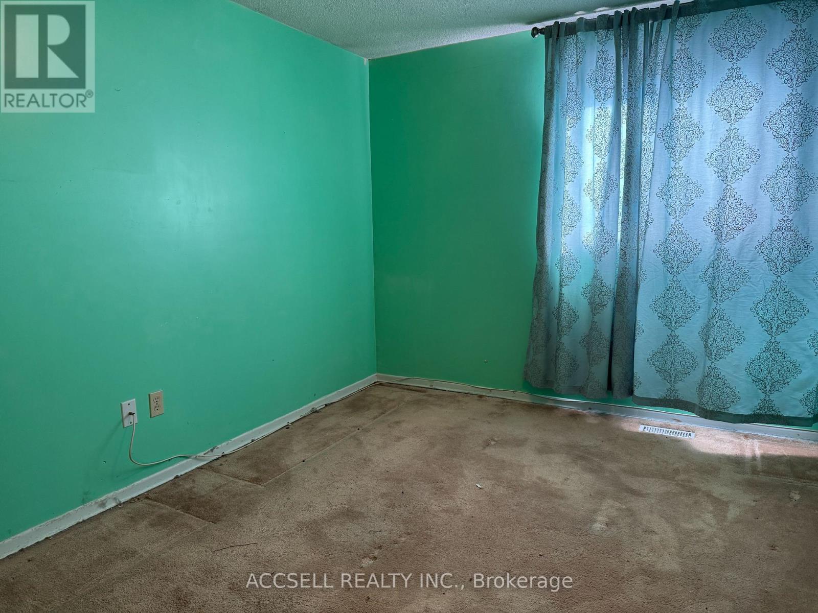 9 Dunbar Crescent, Markham, Ontario  L3R 6W9 - Photo 4 - N12844242