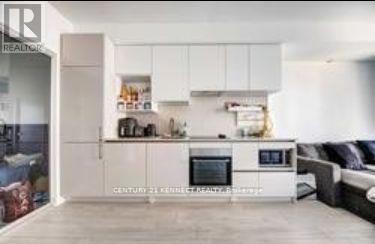 2208 - 950 Portage Parkway, Vaughan, Ontario  L4K 0J7 - Photo 8 - N12844252