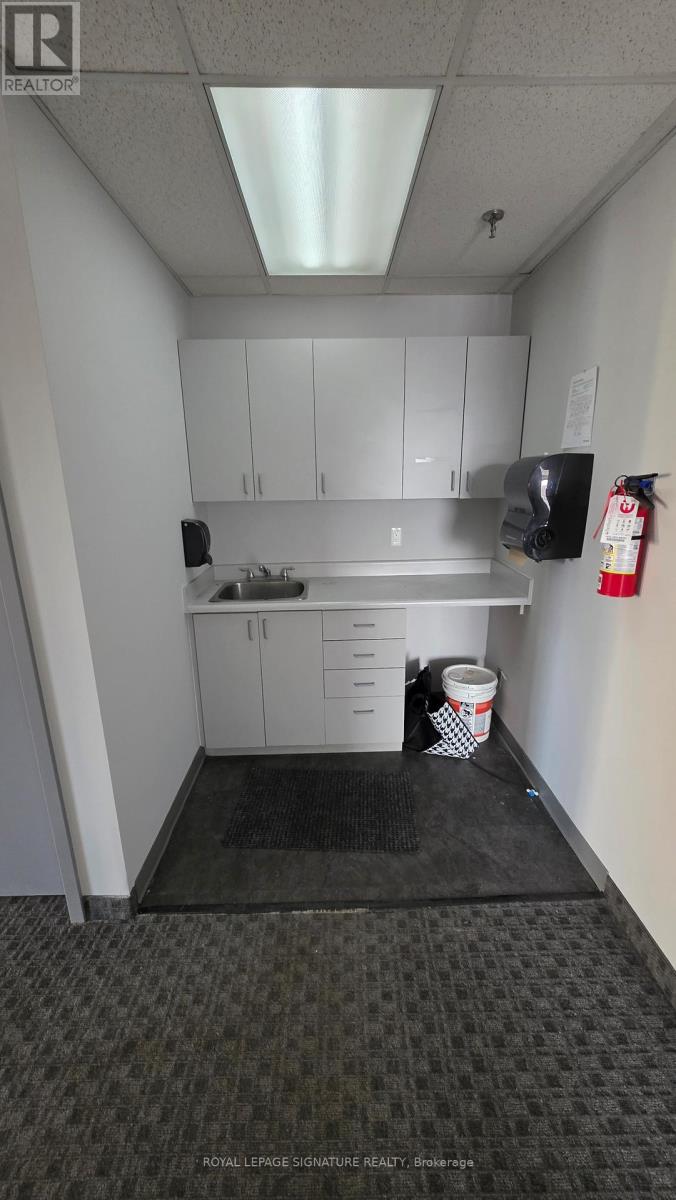 3 - 237 Romina Road, Vaughan, Ontario  L4K 4V3 - Photo 10 - N12844288