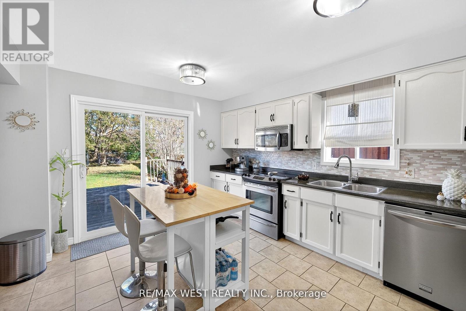 100 Kerr Boulevard, New Tecumseth, Ontario  L9R 1C6 - Photo 18 - N12844344