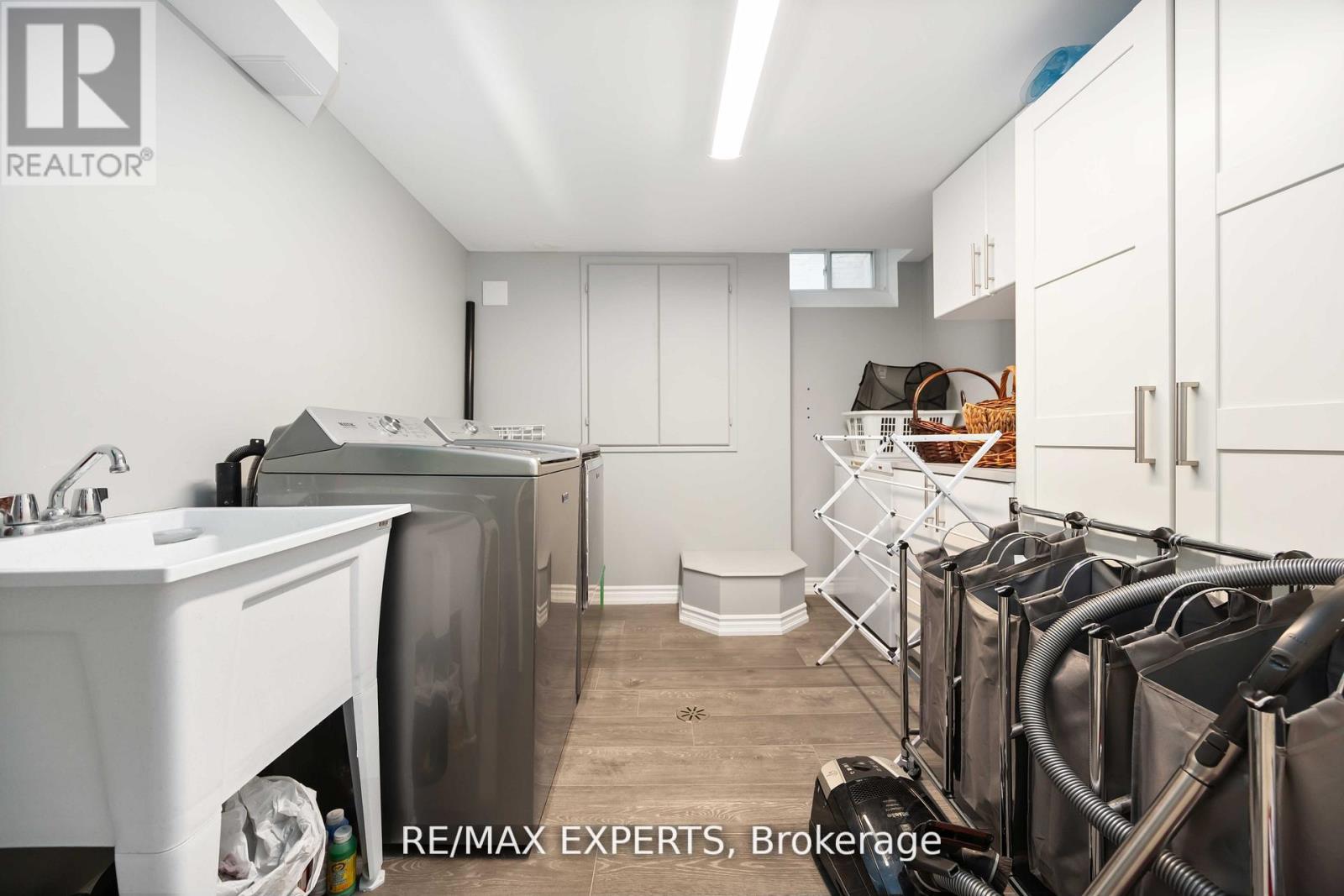 93 Stiver Drive, Newmarket, Ontario  L3Y 7W2 - Photo 24 - N12844400