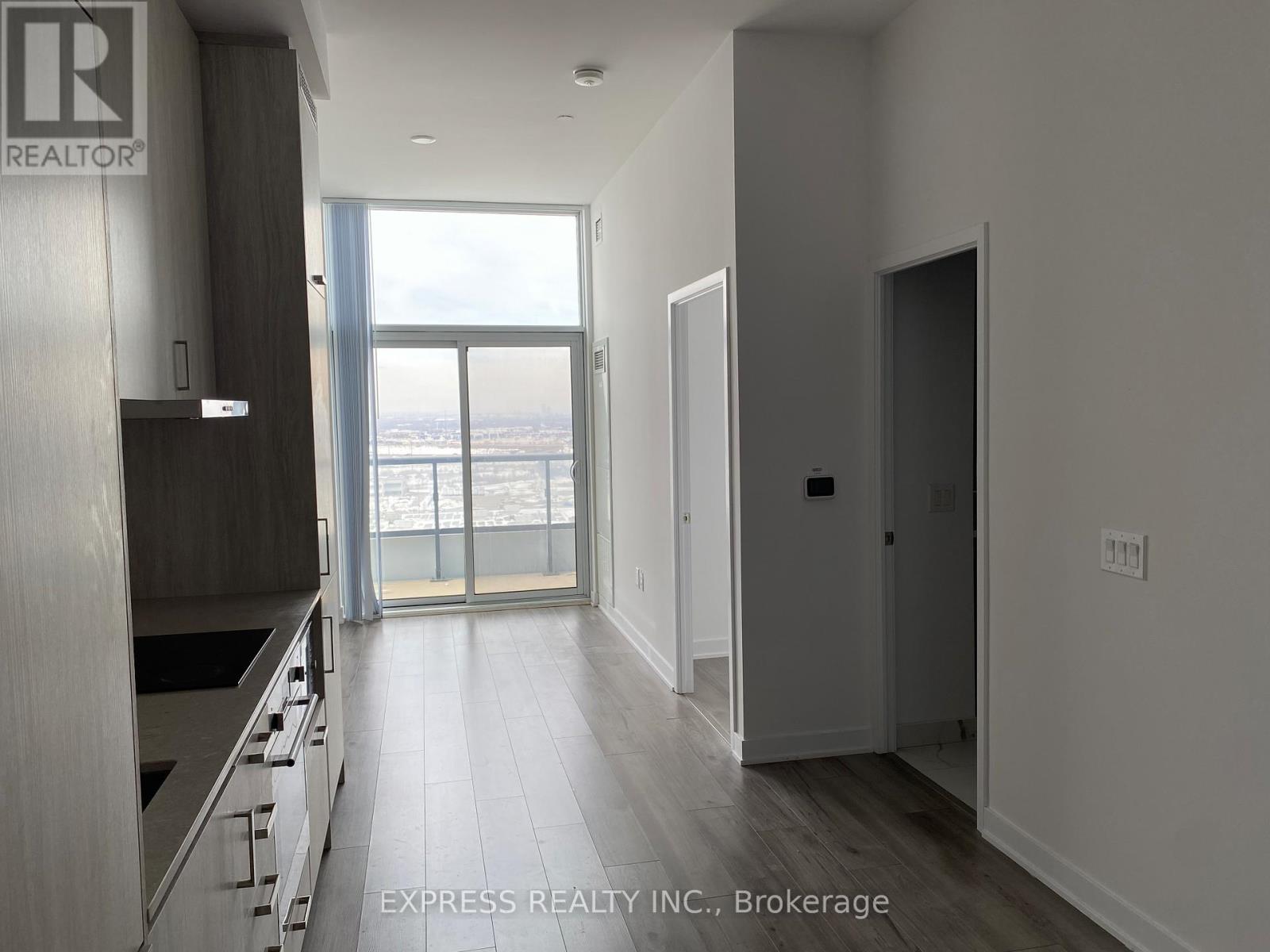 1619 - 60 Honeycrisp Crescent, Vaughan, Ontario  L4K 0N5 - Photo 3 - N12844462