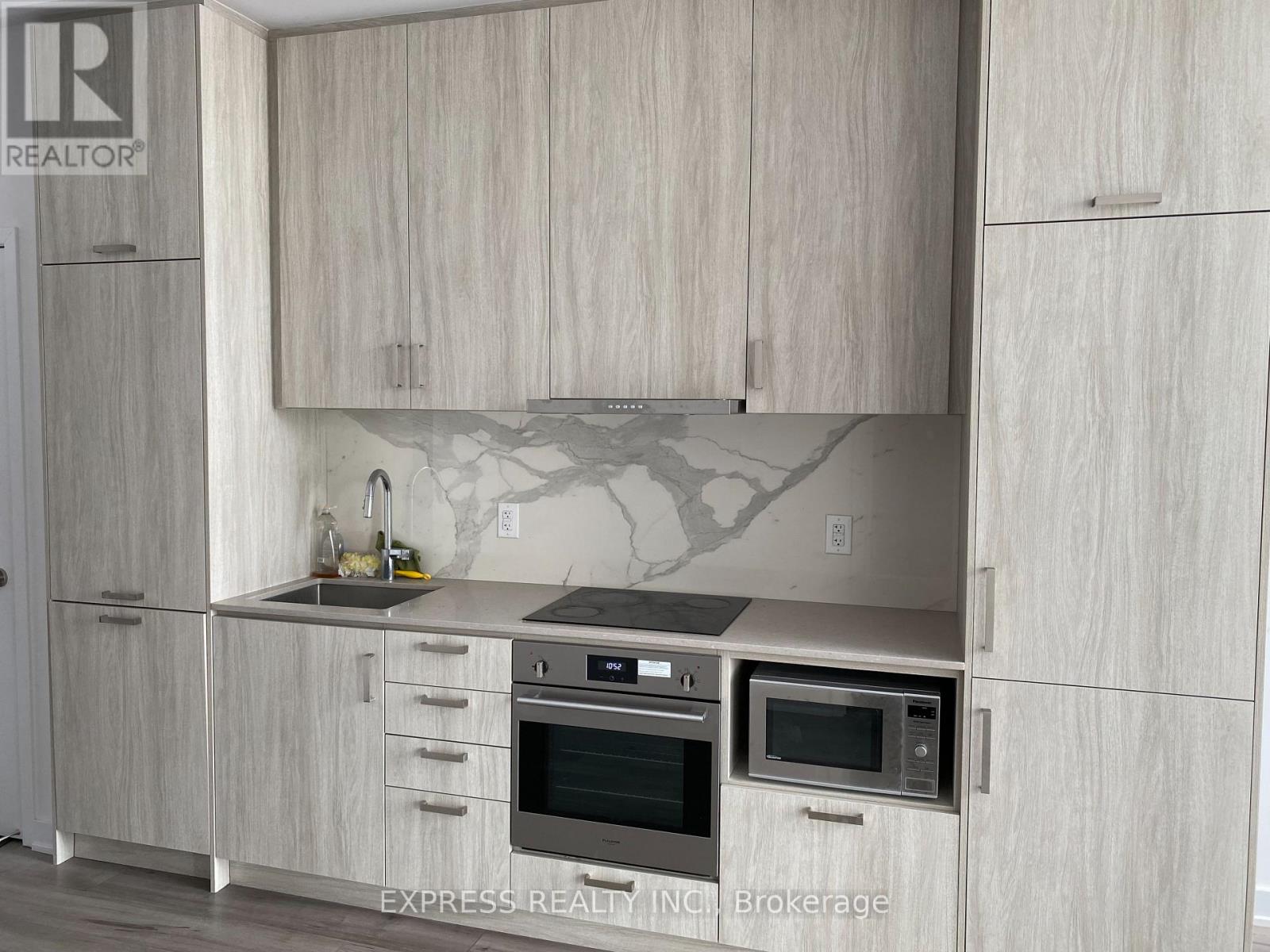 1619 - 60 Honeycrisp Crescent, Vaughan, Ontario  L4K 0N5 - Photo 4 - N12844462